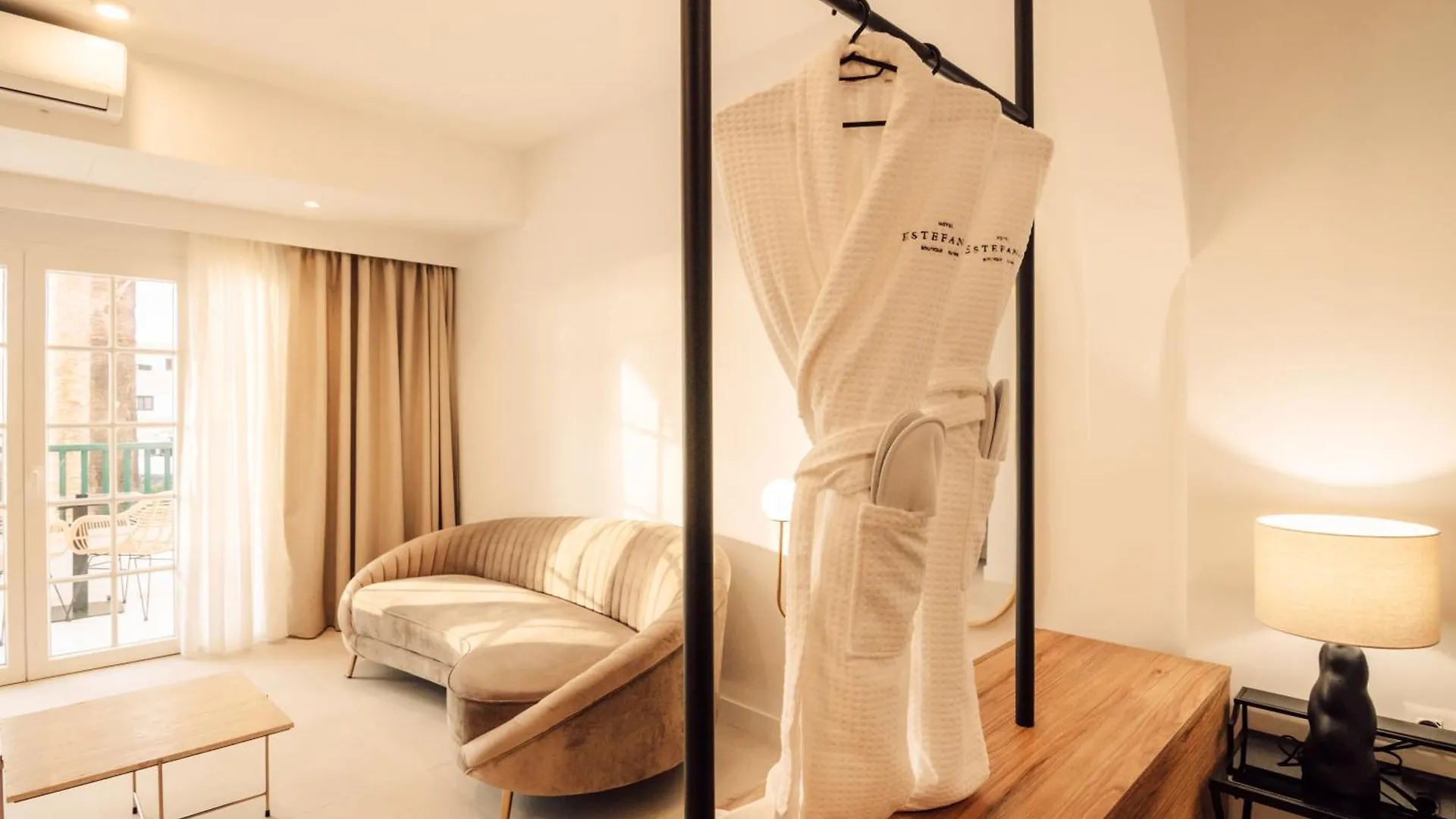 Hotel Estefania Boutique Suites Chayofa 4*,  Španělsko